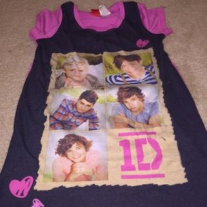 Kids sleeping gown one direction themed🤗